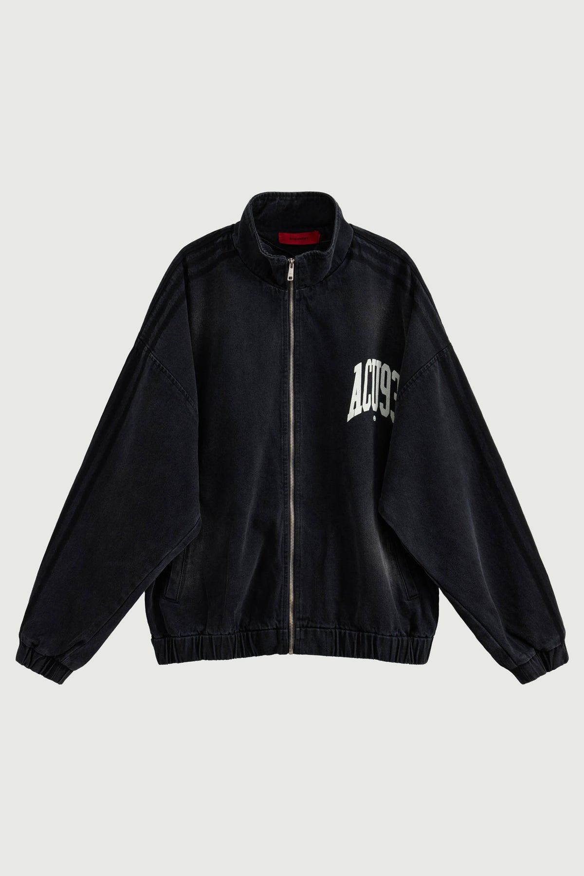 SPORTY DENIM JACKET