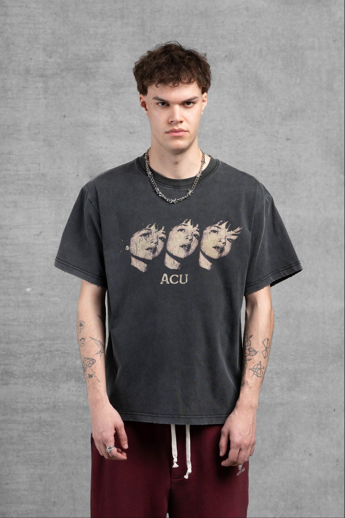 CHILDHOOD TEE