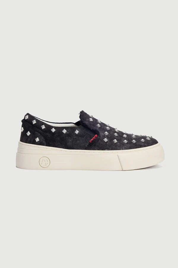 METAL ON VULC BLACK